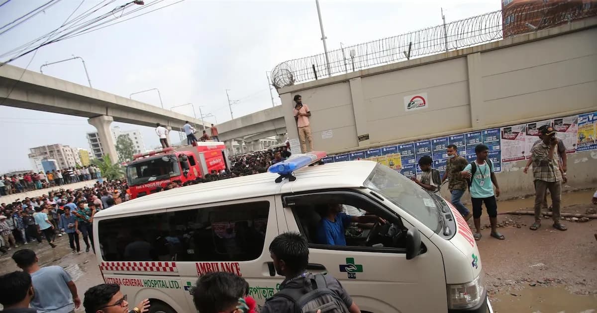 Tragedia en Bangladesh: Ocho fallecidos en colisión entre camiones