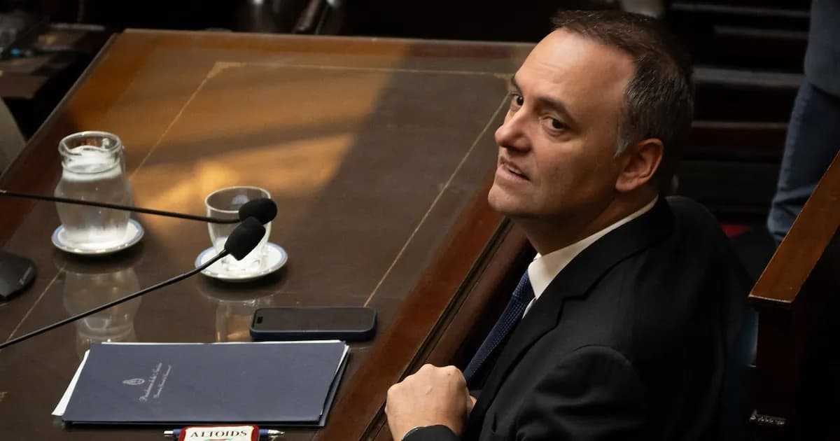 Reactivan la investigación sobre el patrimonio del jefe de Gabinete, Manuel Adorni