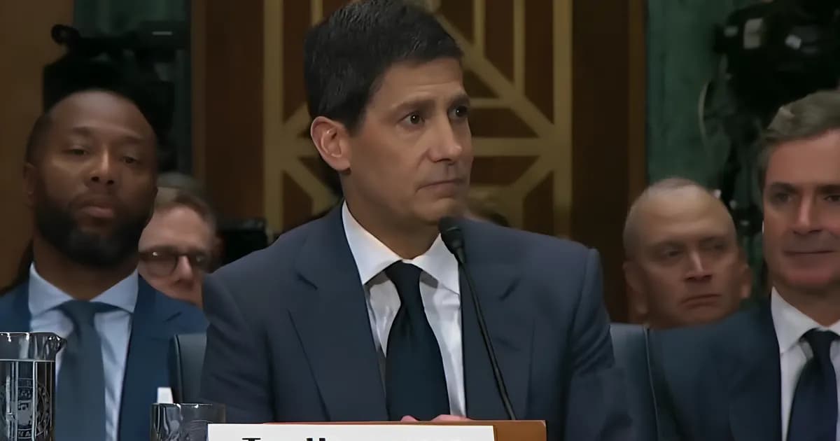 Kevin Warsh asume en la Fed con desafíos para recortar tasas en medio de tensiones inflacionarias