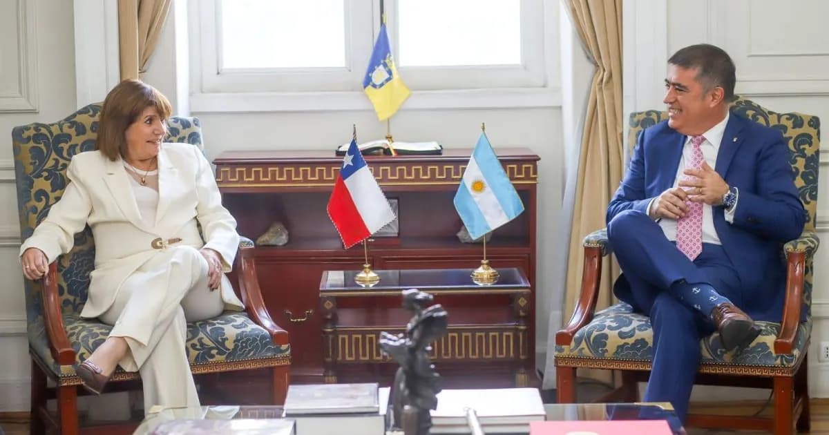 Patricia Bullrich critica la gestión del PRO en CABA tras su visita a Santiago de Chile