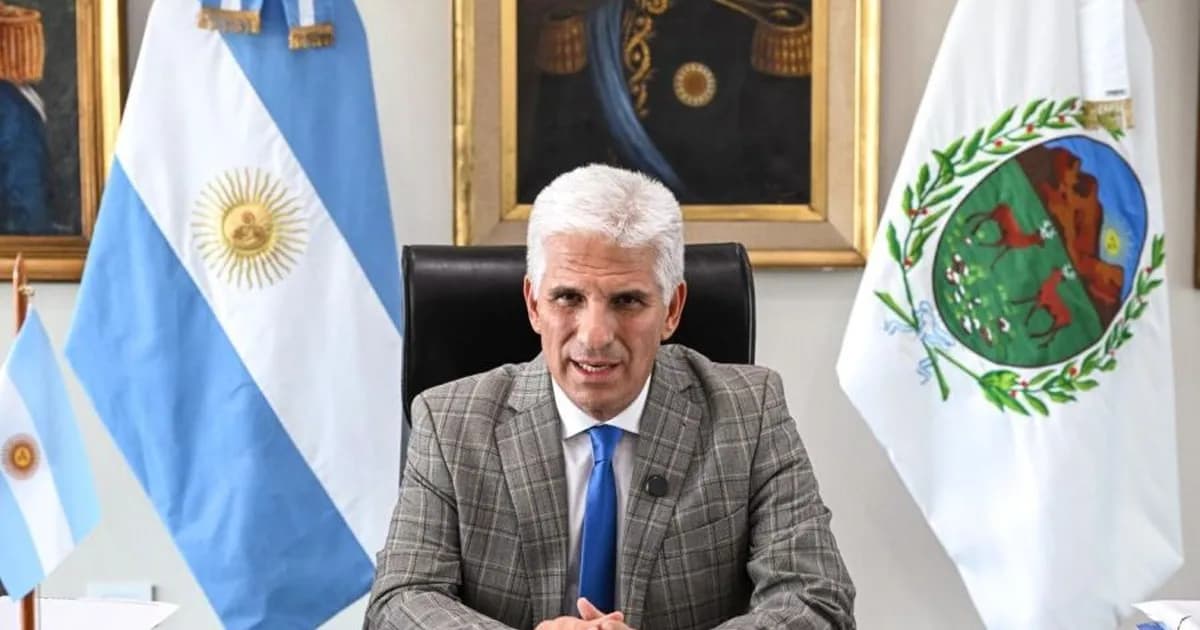 Claudio Poggi reestructura su gabinete y propone cambios en la ley de Ministerios