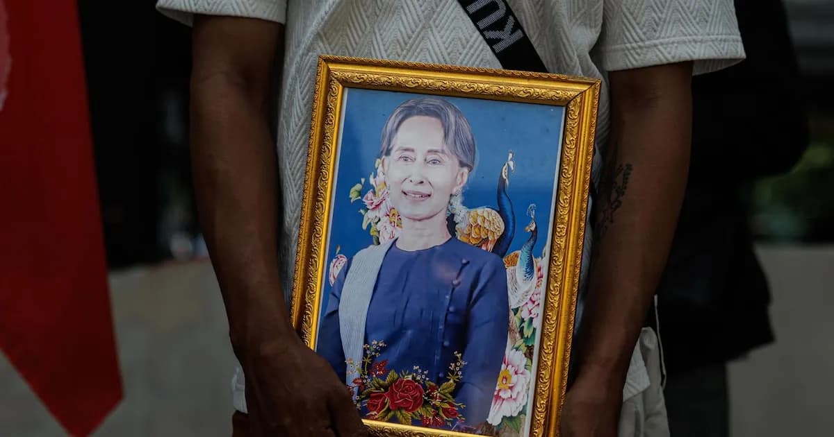 El hijo de Aung San Suu Kyi solicita a la junta birmana una prueba de vida de su madre