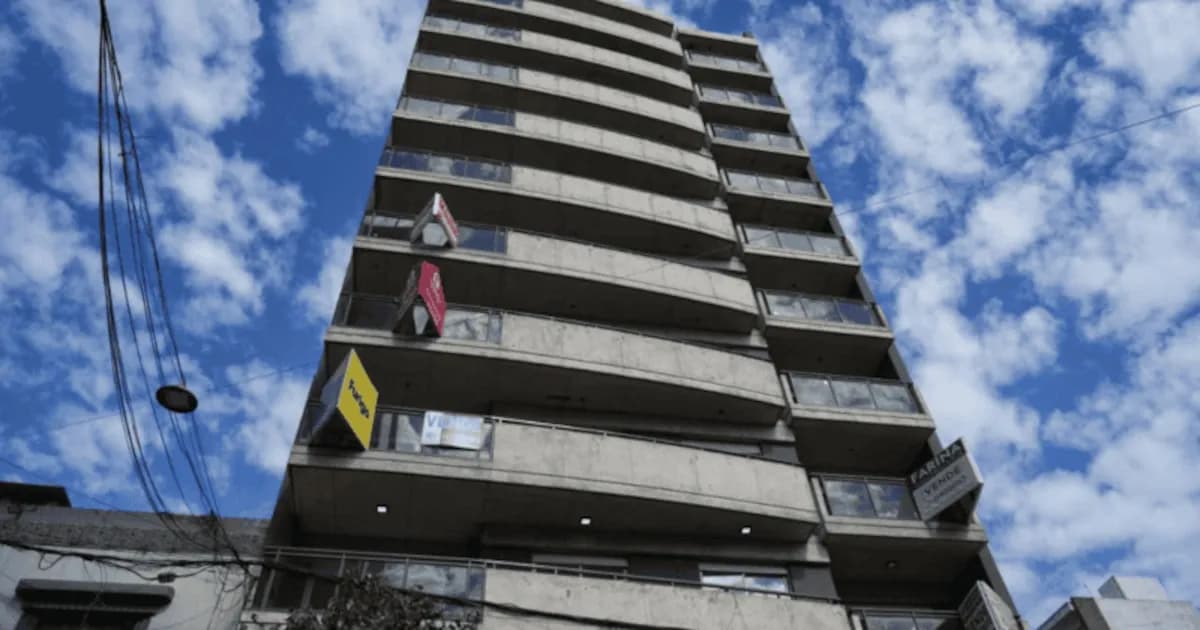 Accidente laboral en Rosario: un obrero cae por el hueco de un ascensor y ya son 11 incidentes en 2023