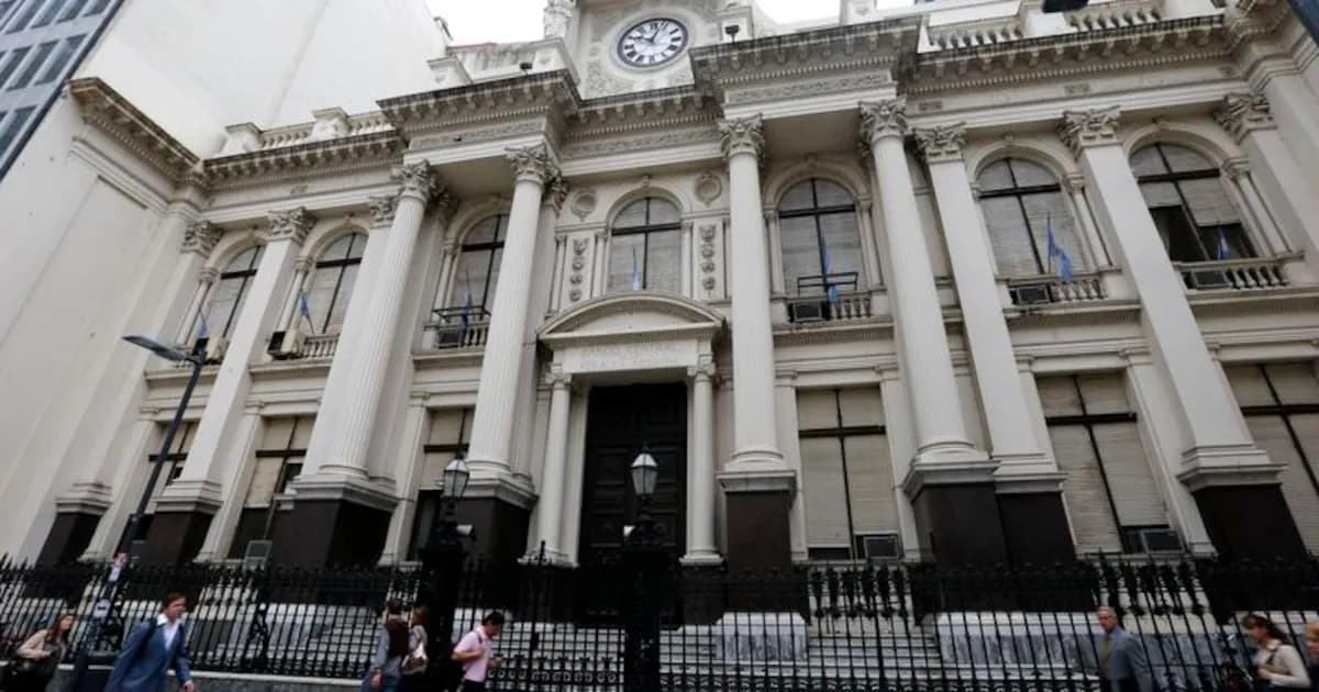 El Banco Central adquirió más de USD 7.300 millones en 2026, pero las reservas cayeron por pagos al FMI
