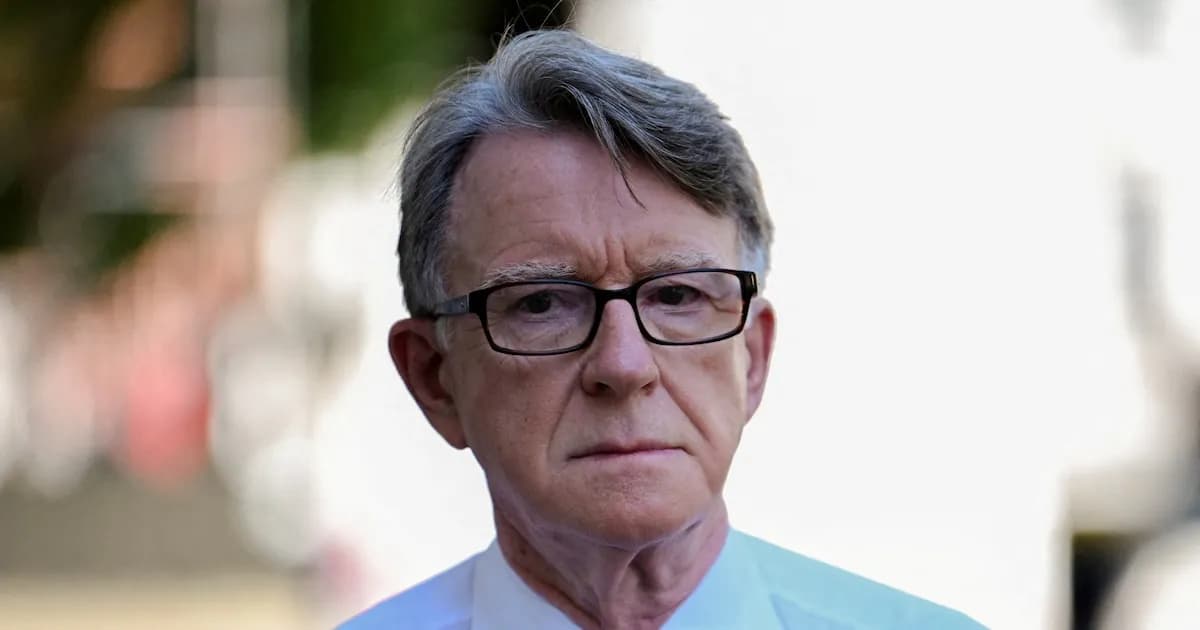 El ex embajador británico en EE.UU., Peter Mandelson, liberado bajo fianza por investigación en curso