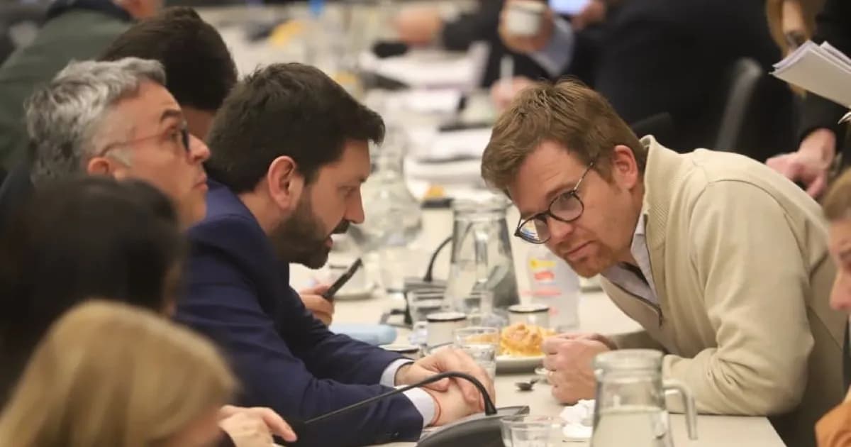 La Oposición Convoca a Sesión Especial para Interpelar a Manuel Adorni