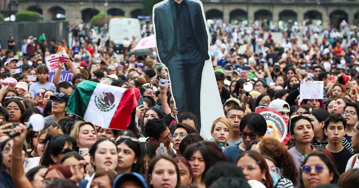 Emoción en el Zócalo: Madre e hija fans de BTS reciben boletos para el concierto