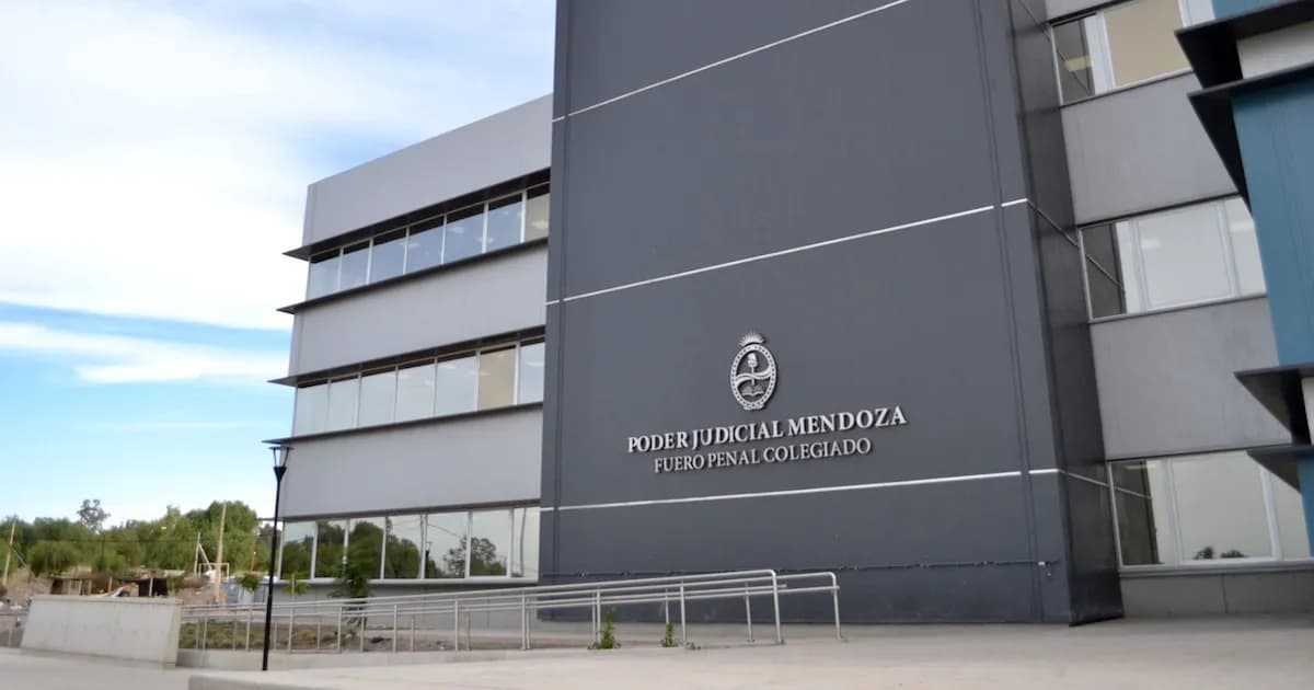 Ex policía de Mendoza condenado por torturas a detenidos en comisaría