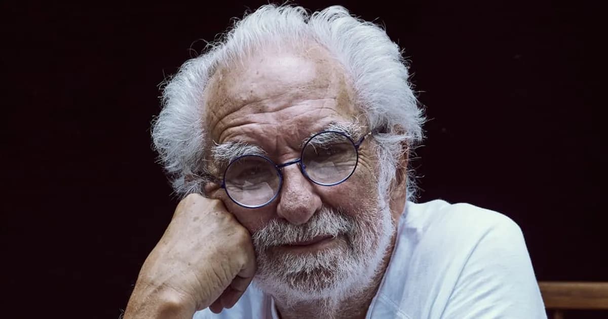Pacho O’Donnell entrega su valiosa colección de libros a la Biblioteca Ricardo Güiraldes