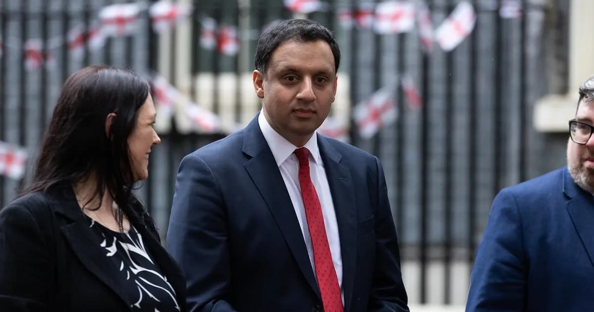 Derrota de los laboristas escoceses: Anas Sarwar insiste en la dimisión de Starmer