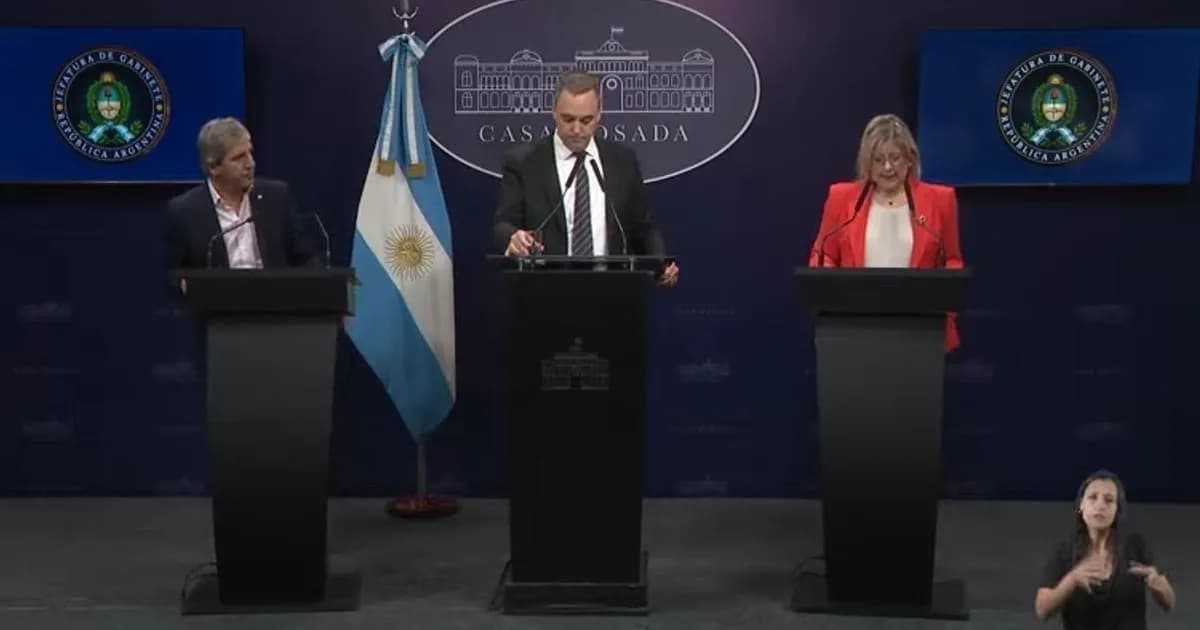 Luis Caputo: El riesgo país no se ve afectado por la situación de Adorni