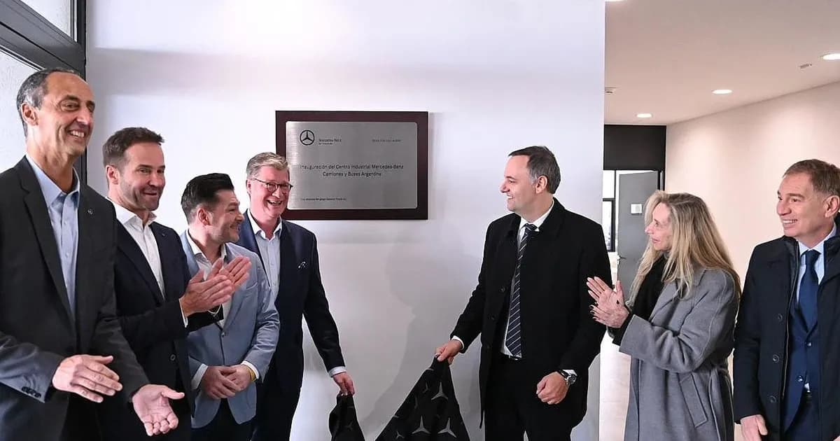 Mercedes-Benz Camiones y Buses abre su nueva planta en Zárate, un hito para la industria nacional