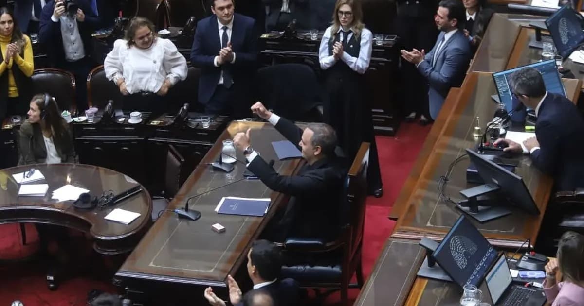 La oposición se prepara para interpelar a Manuel Adorni en medio de crecientes tensiones políticas