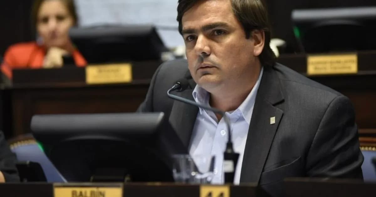 La UCR de Buenos Aires logra unidad y designa a Emiliano Balbín como nuevo líder