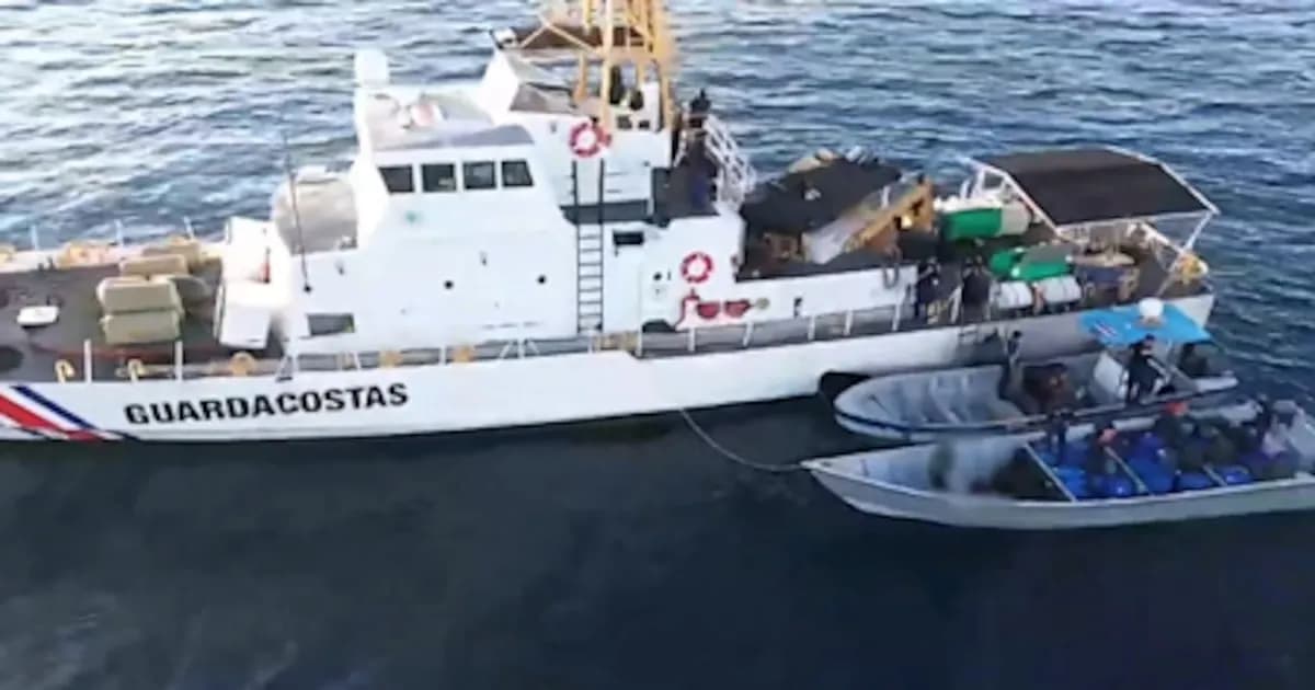 Intercepción de Guardacostas en Costa Rica: Más de una tonelada de droga confiscada