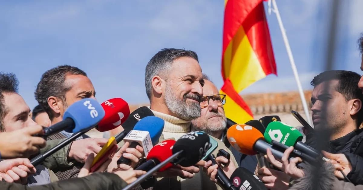 Abascal critica el enfoque del PP para negociar con Vox: "Es empezar con mal pie"