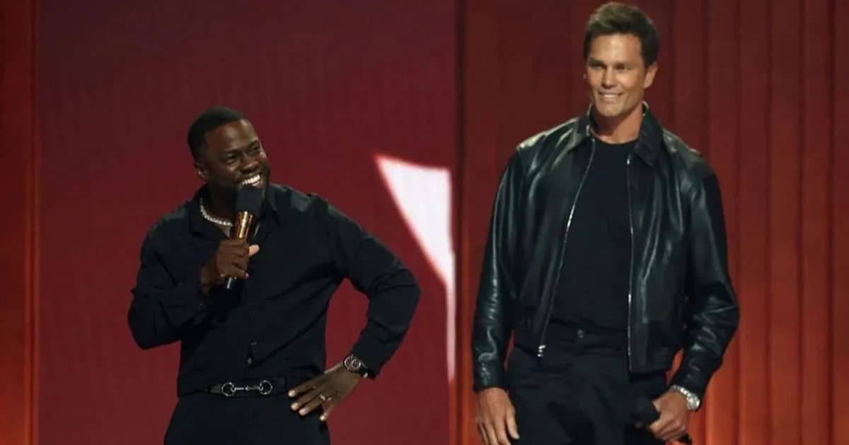 Tom Brady sorprende en el roast de Kevin Hart con humor ácido en Los Ángeles