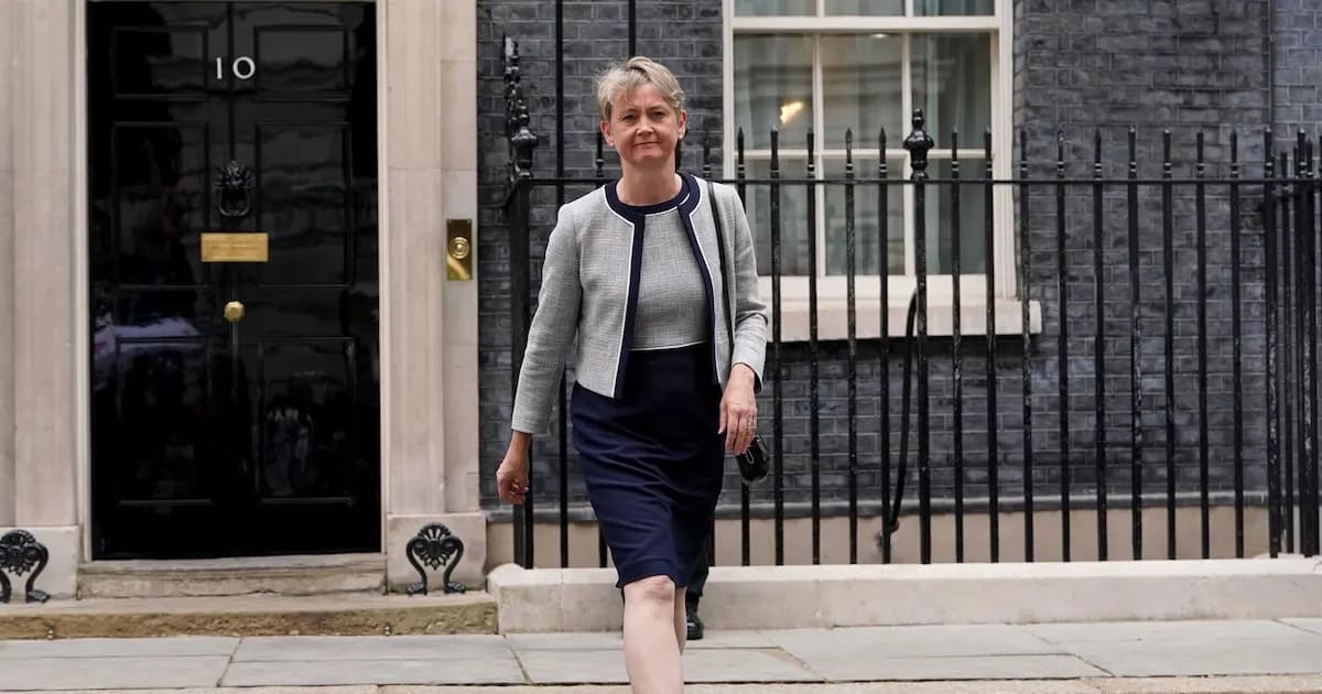 Reino Unido lanza su mayor paquete de sanciones a Rusia en el cuarto aniversario de la guerra en Ucrania