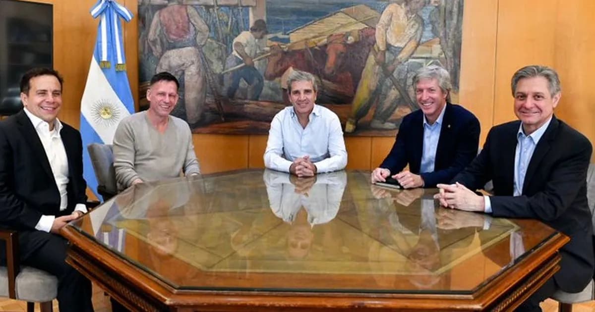 Encuentro entre Luis Caputo y Peter Thiel: Un análisis de la economía argentina