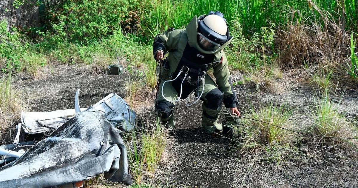 Tecnologia: Marina presenta el colectivo antibombas BLONAE que utiliza tecnología de última generación