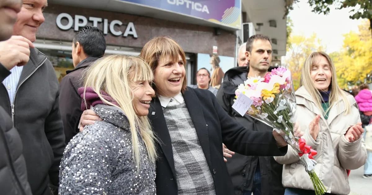 Bullrich critica el estado del subte en Buenos Aires y lo compara con Santiago