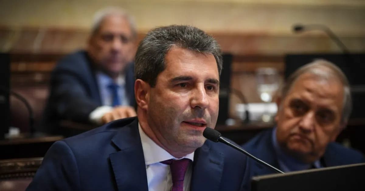 Sergio Uñac se postula a la presidencia y busca apoyo en Buenos Aires con el respaldo de Cristina