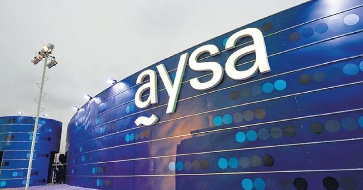 El Gobierno avanza en la privatización de AySA: Luis Caputo anuncia licitación del 90% de acciones