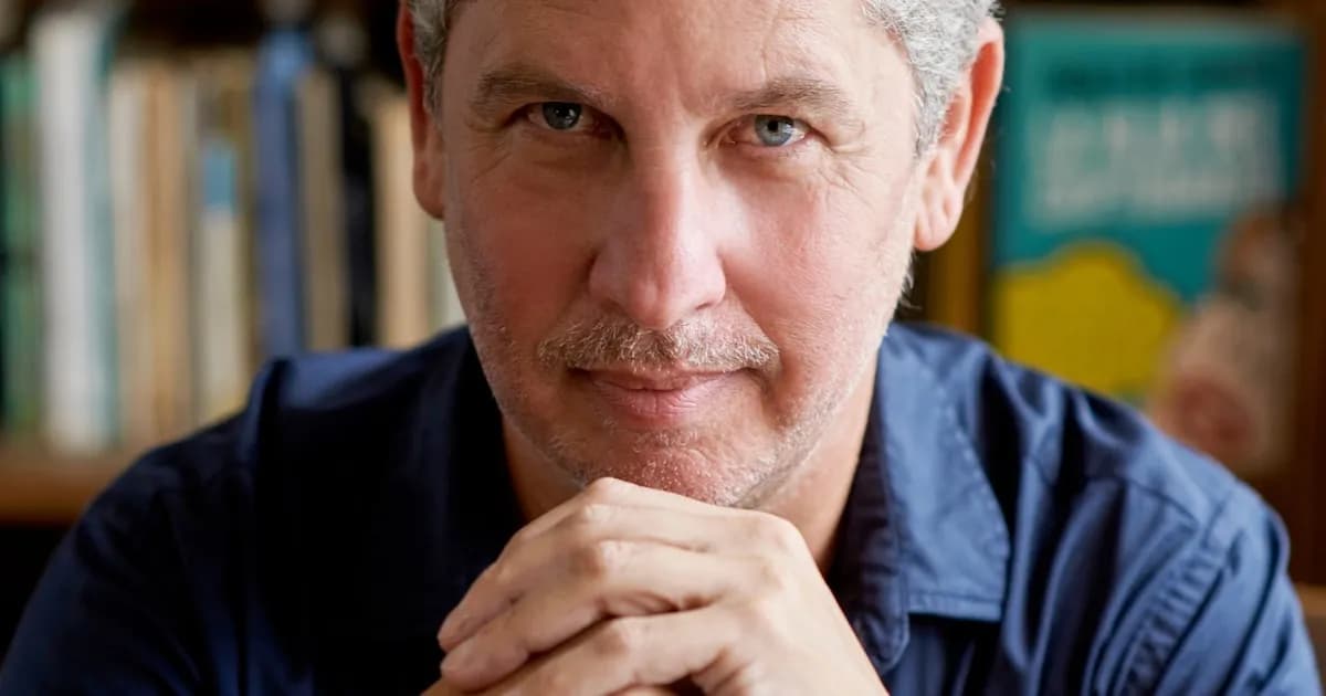 Guillermo Martínez narra su legado familiar y político en una nueva novela sobre dilemas éticos