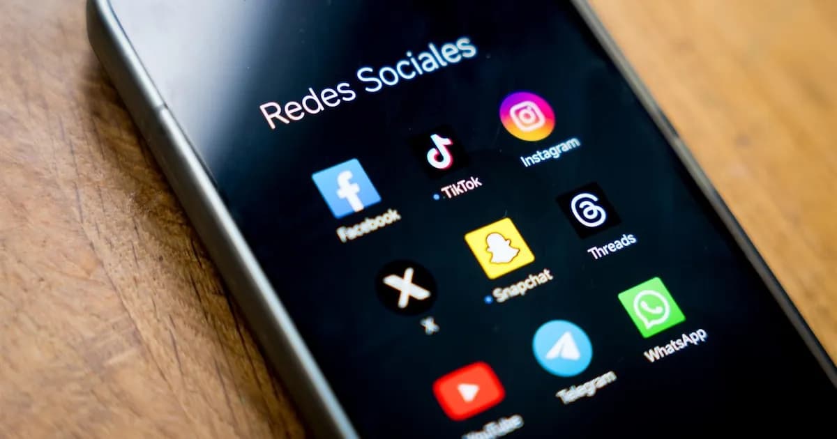 YouTube, Snapchat y TikTok alcanzan acuerdo con escuela de Kentucky por adicción digital