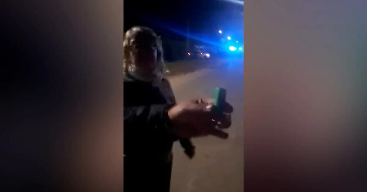 Enfrentamiento violento en La Plata: vecinos y Policía se enfrentan en City Bell