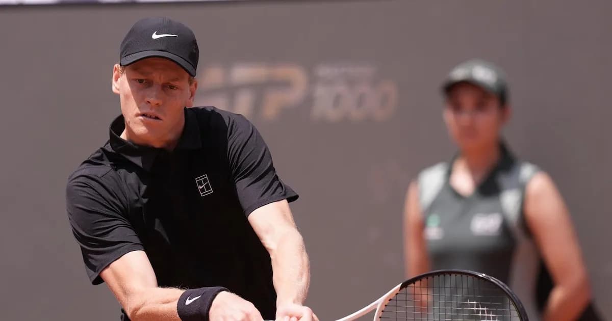 Jannik Sinner avanza a la final en Roma tras vencer a Medvedev en un intenso partido