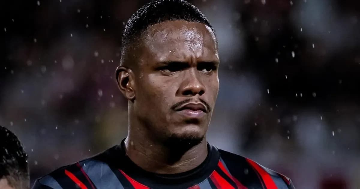 Club brasileño sanciona a jugador por comentarios machistas hacia árbitra