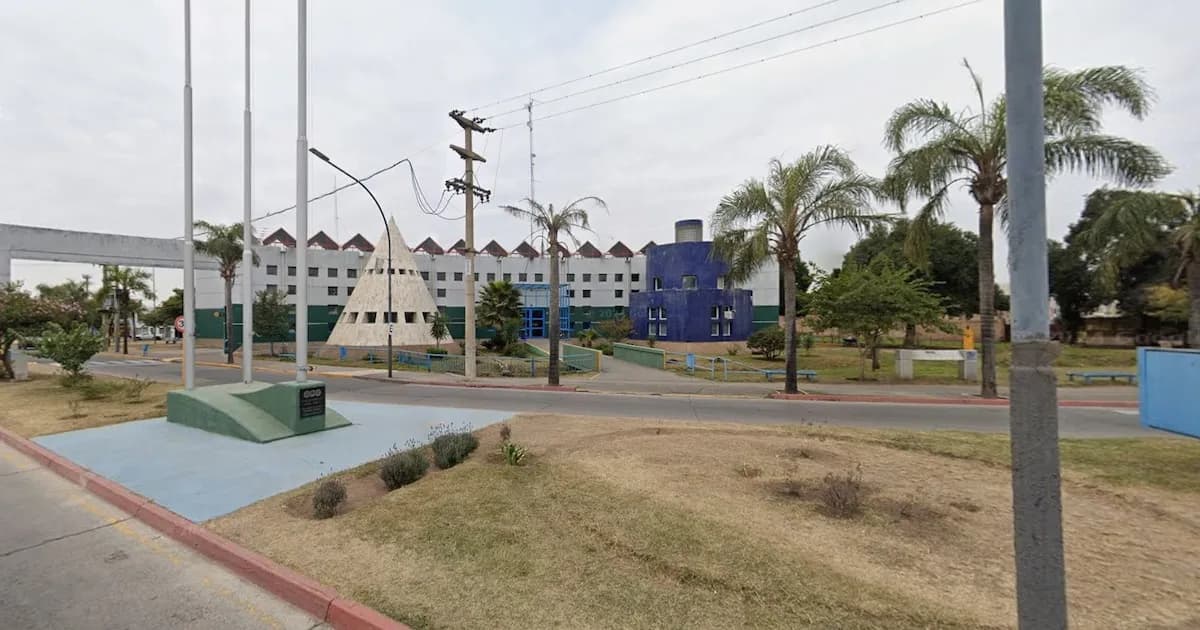 Un adolescente de 14 años ingresó armado a una escuela en Córdoba: investigan los hechos