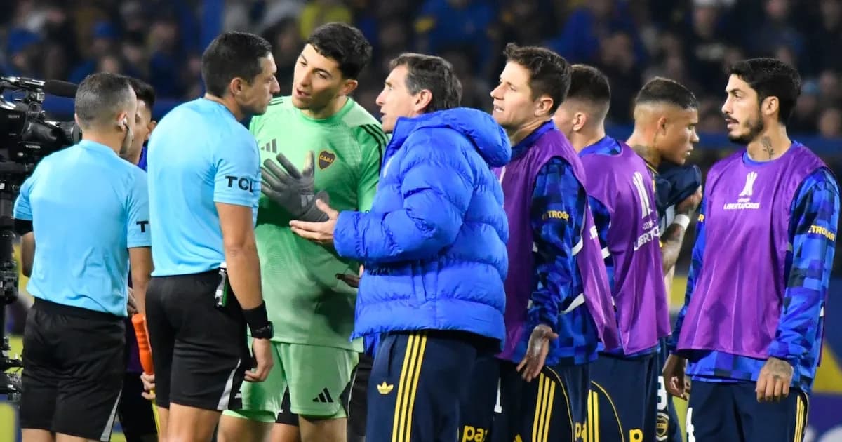 Claudio Úbeda critica fuertemente al árbitro Valenzuela tras el empate de Boca ante Cruzeiro