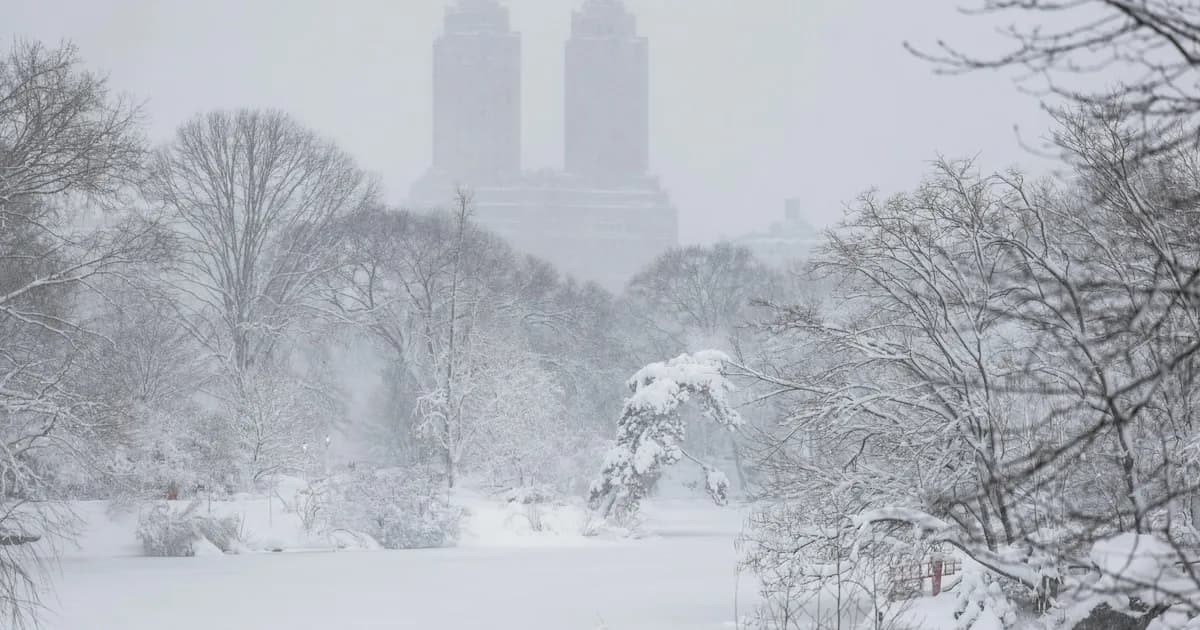 Se anticipan tres nuevas nevadas en Nueva York tras la histórica tormenta de 2026