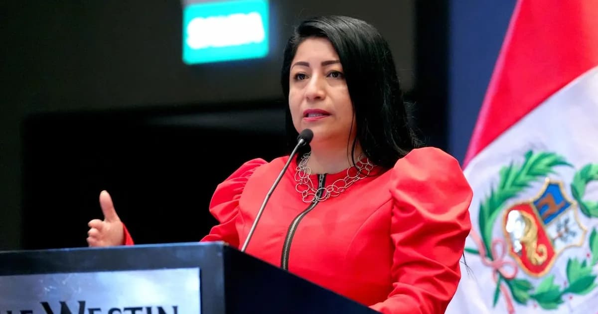 Denisse Miralles asume como jefa del PCM en el gabinete de José María Balcázar