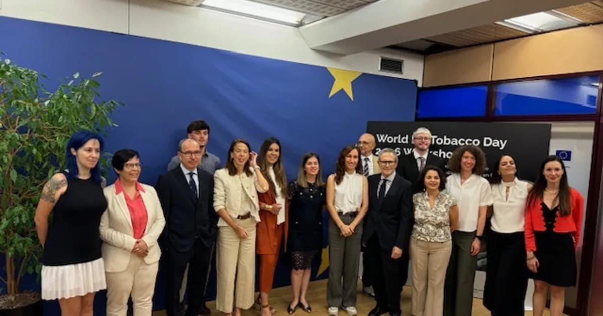 Mónica García anticipa avances en reformas sobre el tabaco antes del verano