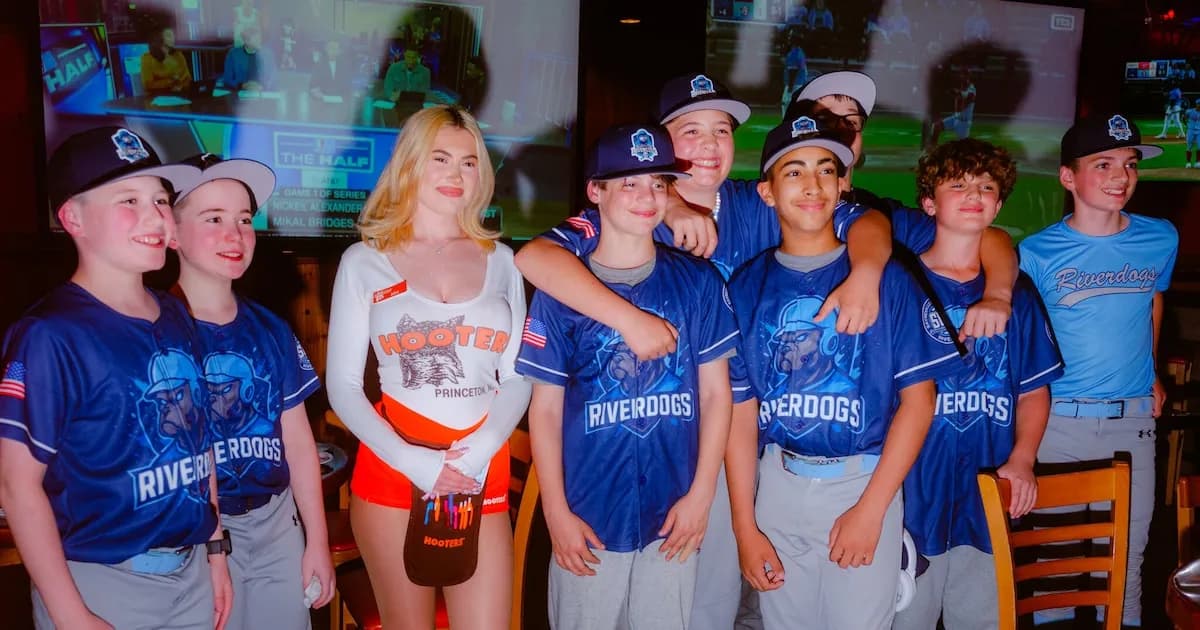 Hooters se reinventa como un destino familiar y da la bienvenida a los niños