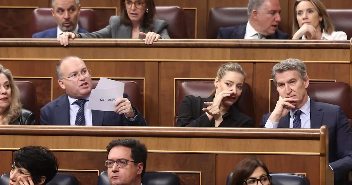 El PP sostiene que Díaz no se postula por falta de apoyo interno: "Su salida es forzada"