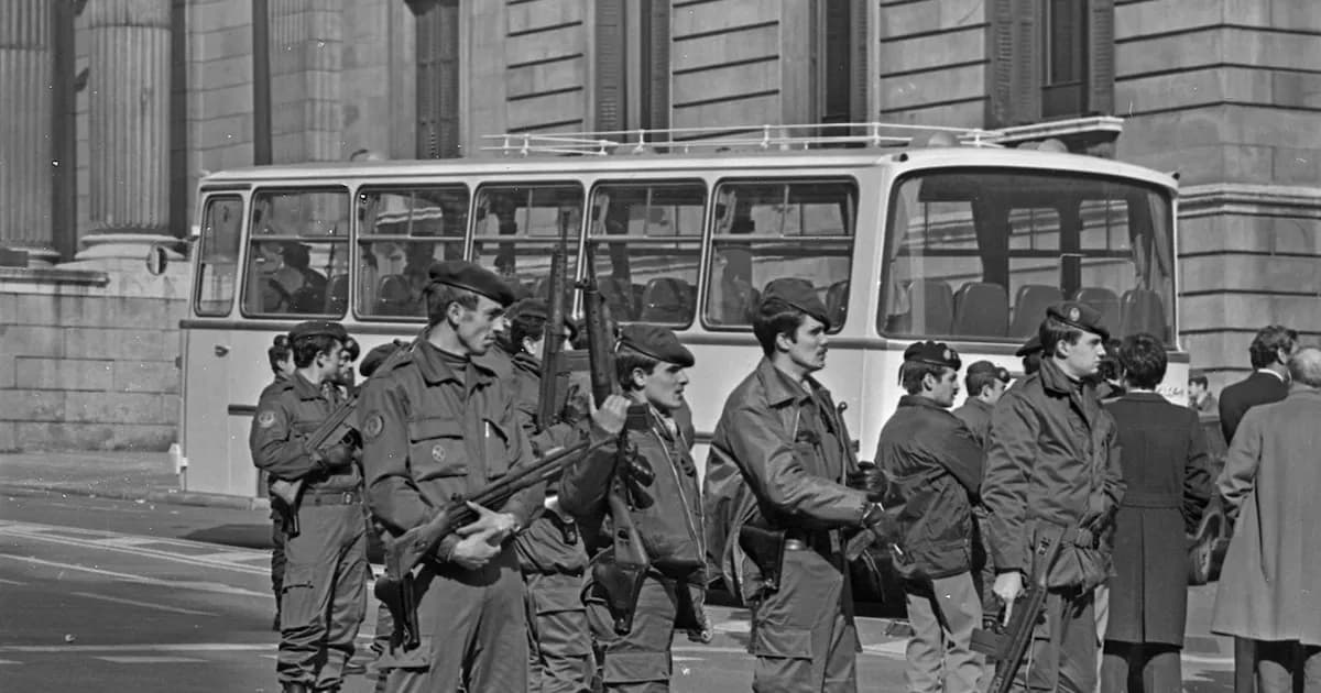 Revelan documento que critica el papel de la monarquía tras el golpe del 23F