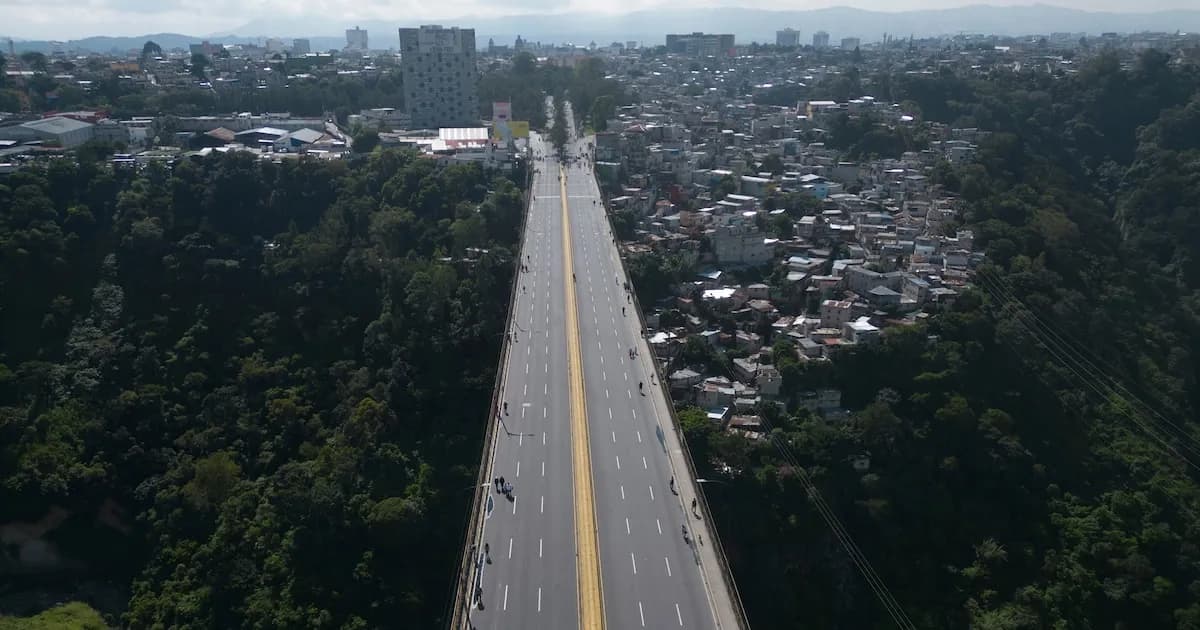 Guatemala lanza ambicioso plan de mejora de más de 1.000 kilómetros de carreteras