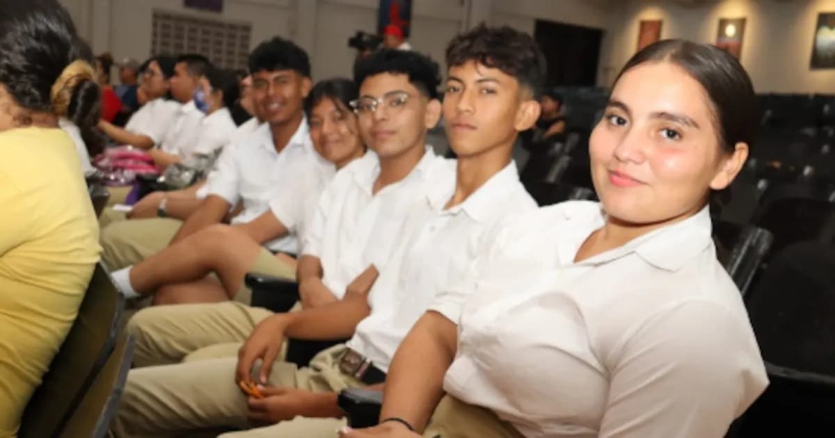 El Salvador amplía becas universitarias en la zona oriental con nuevos convenios