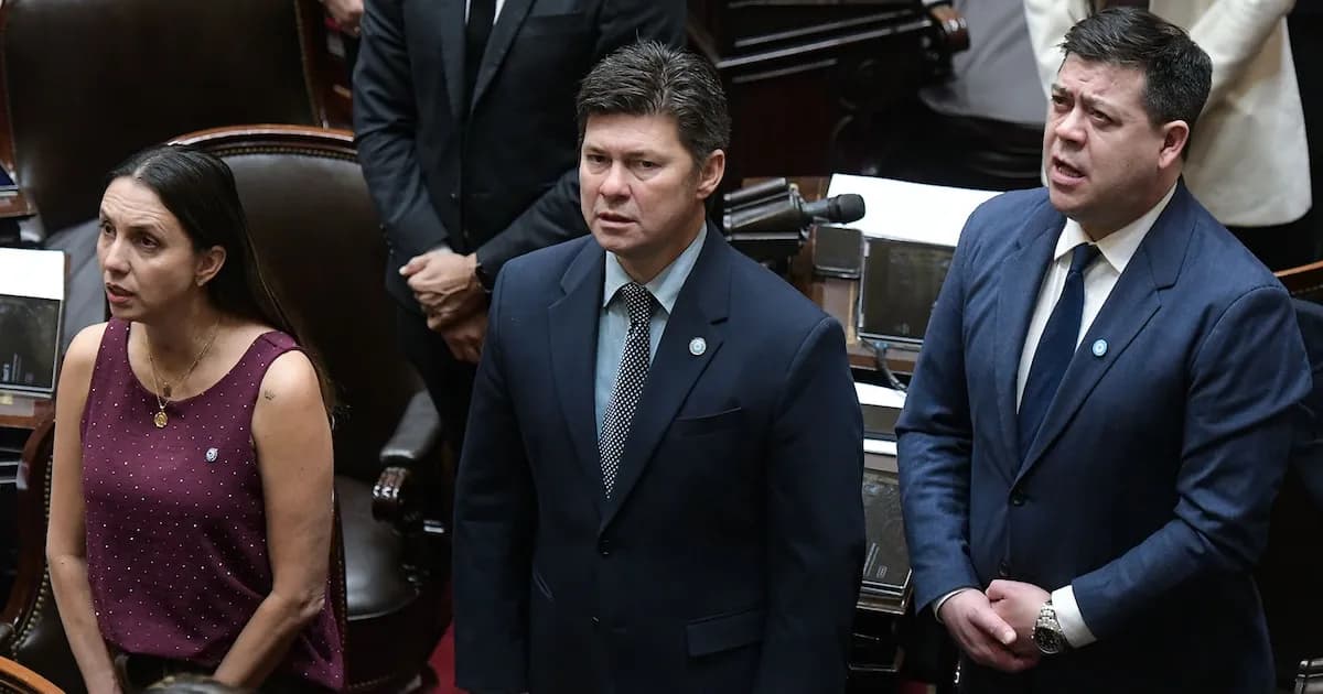 Diputado libertario defiende al Presidente en medio de polémica por Adorni