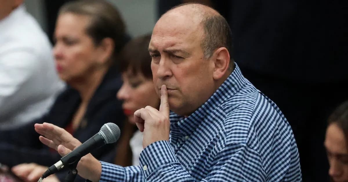 Rubén Moreira rechaza reforma electoral y la califica de ‘manzana envenenada’