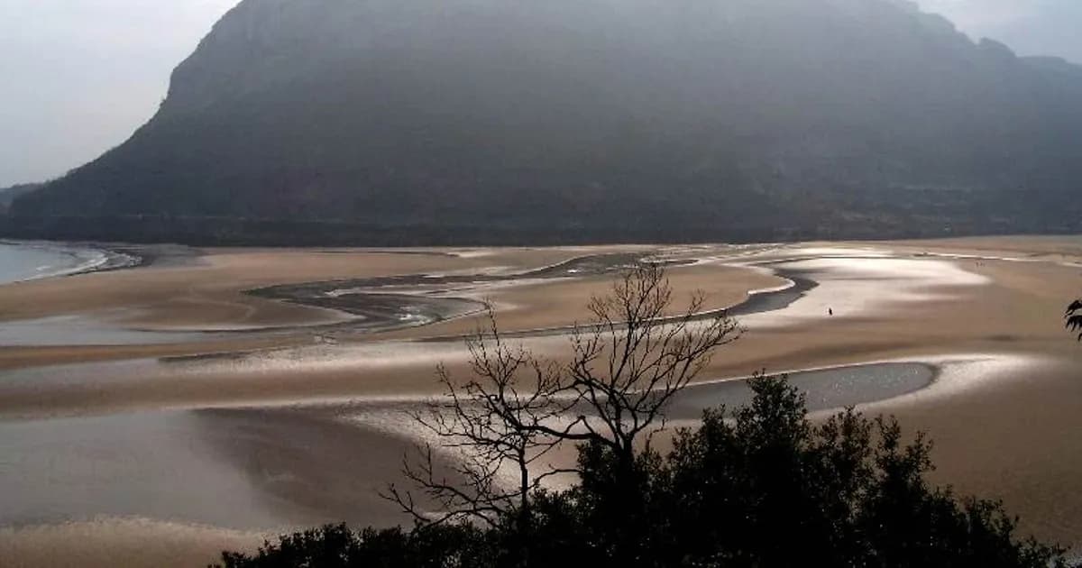 Tragedia en la playa de Oriñón: hombre muere por parada cardiorrespiratoria