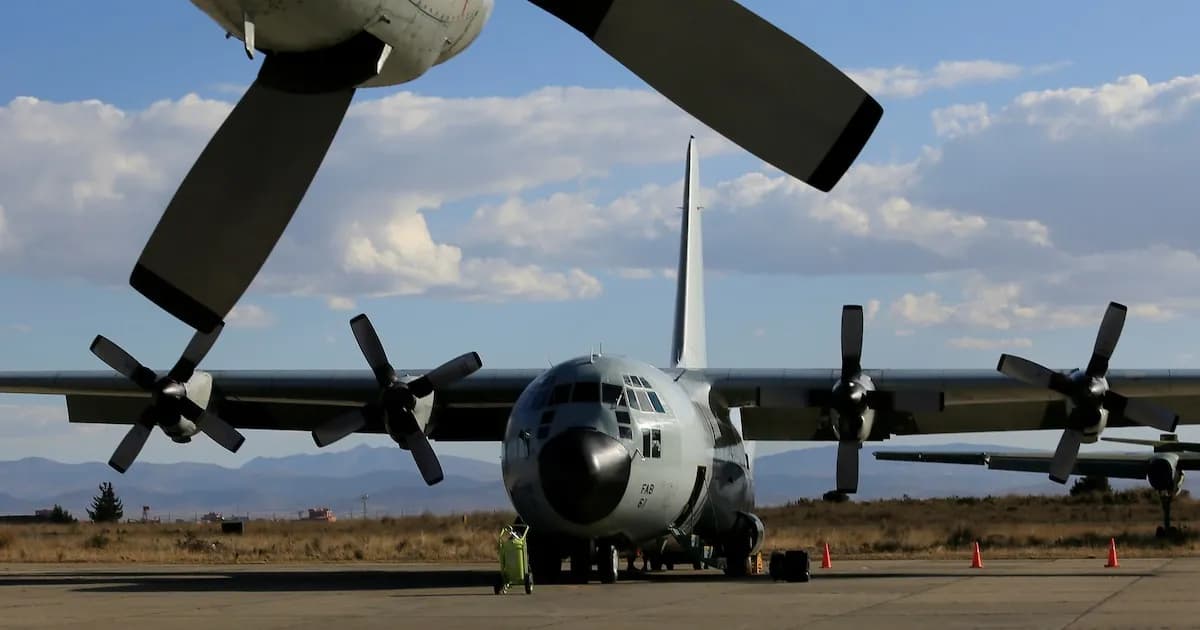 Chile envía avión militar para ayudar a ciudades bolivianas afectadas por bloqueos sociales
