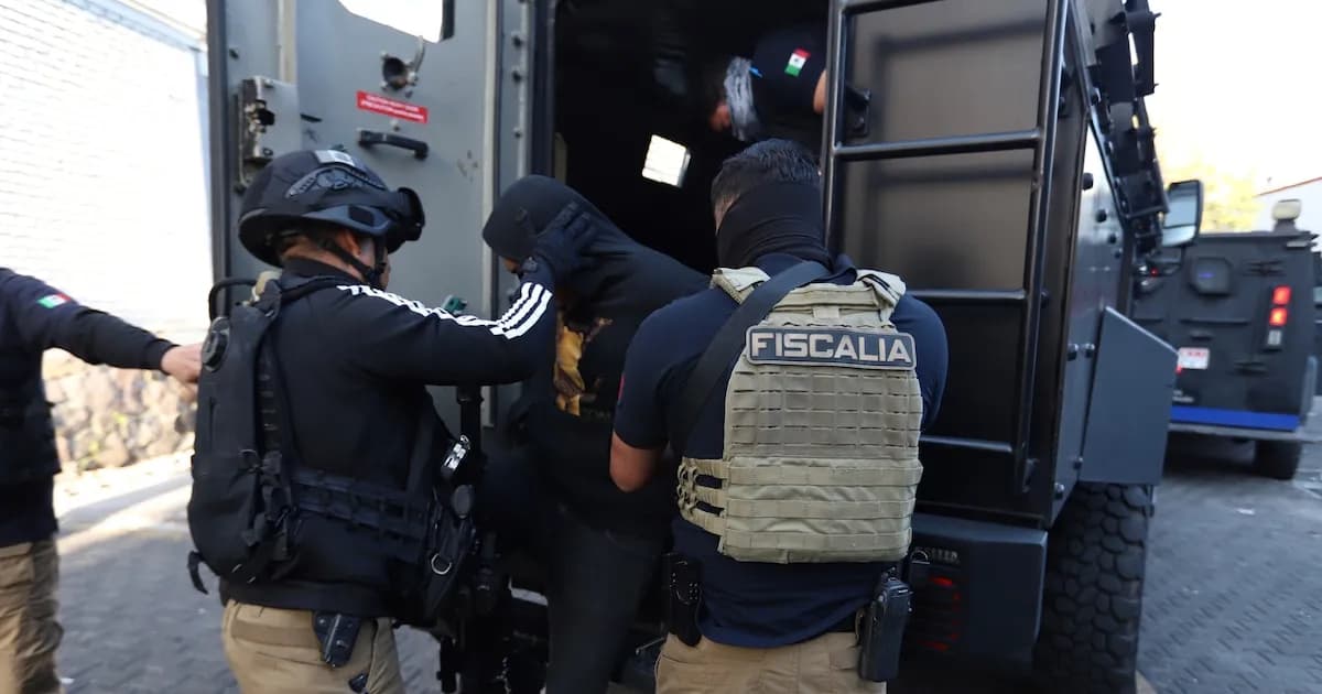 Detienen a 13 personas por bloqueos tras la muerte de El Mencho en Jalisco