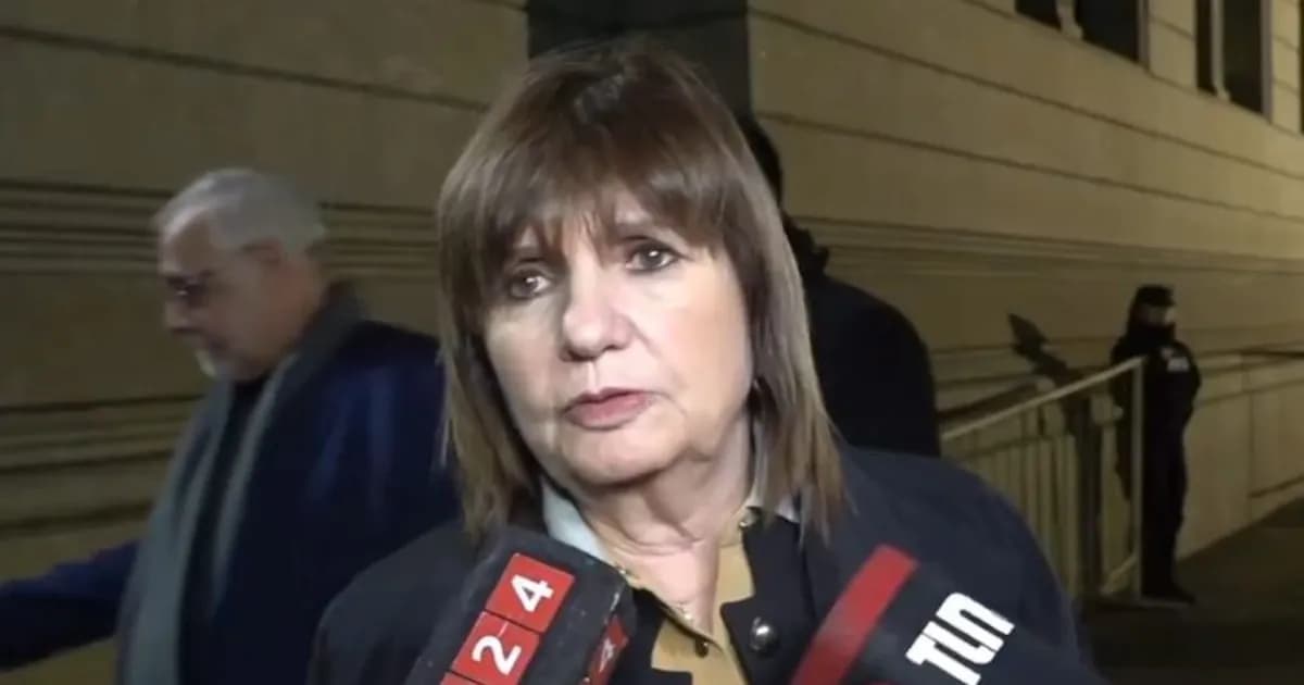 Bullrich asegura que el Presidente respalda a Adorni ante acusaciones de corrupción