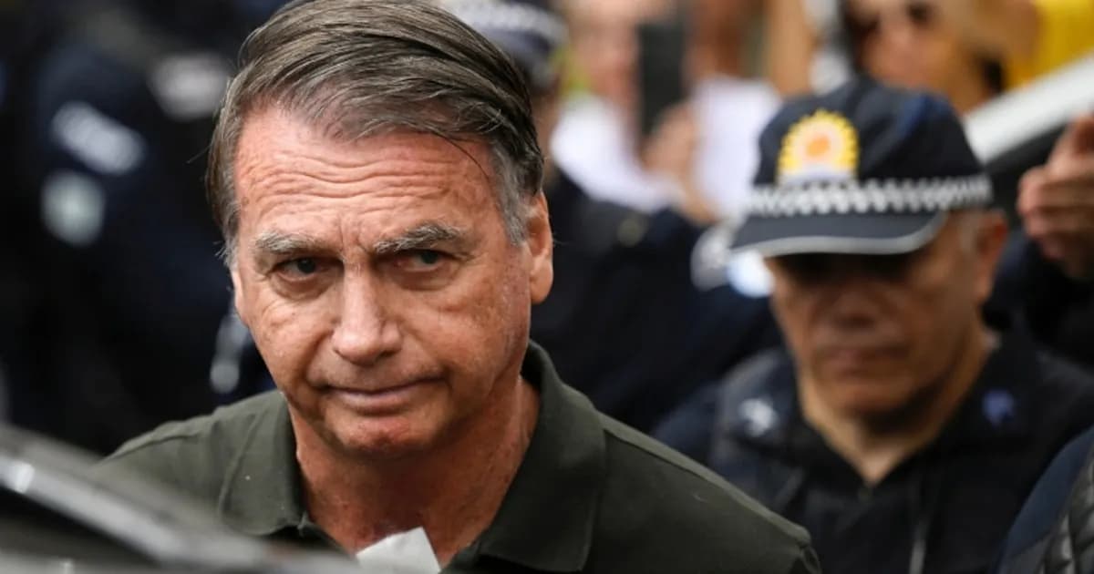 Bolsonaro será interrogado por la policía brasileña tras el hallazgo de un arma en su equipo