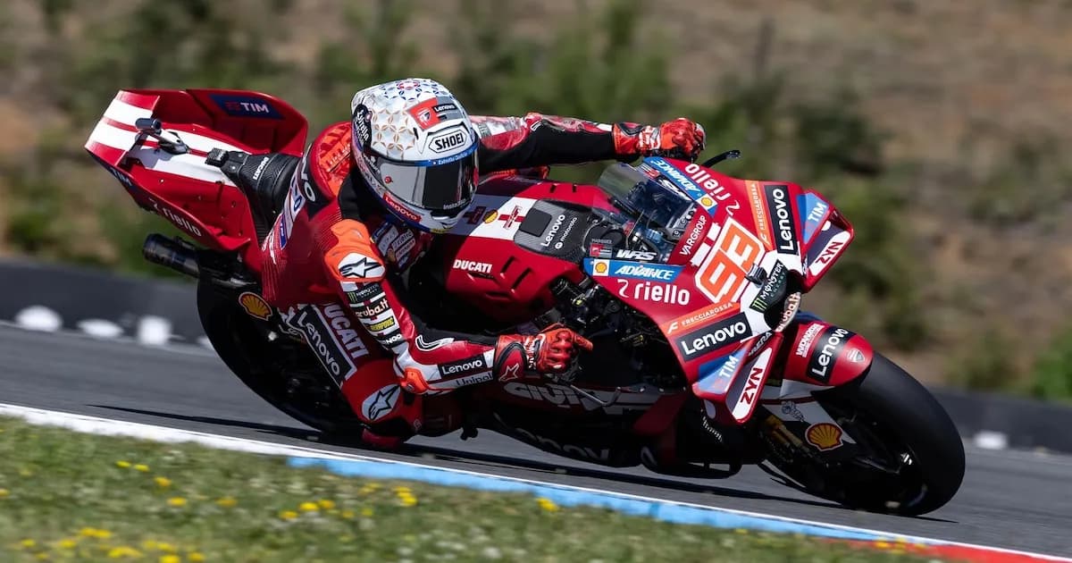 Bagnaia se impone en Brno: Márquez vuelve al podio y Martín acorta distancia al líder